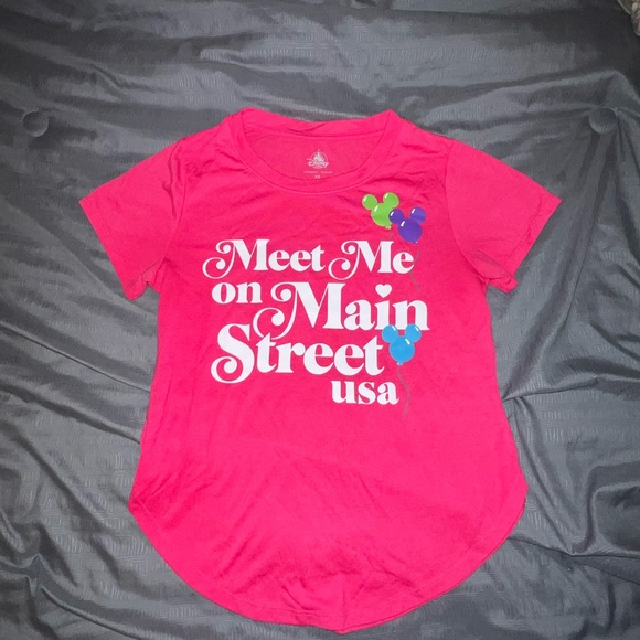 Meet Me on Main Street USA Disney World Pink Top XS - Picture 2 of 2